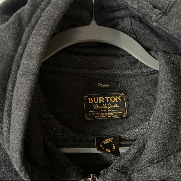 Women’s Burton zip up Sweater with hood - Picture 2 of 4